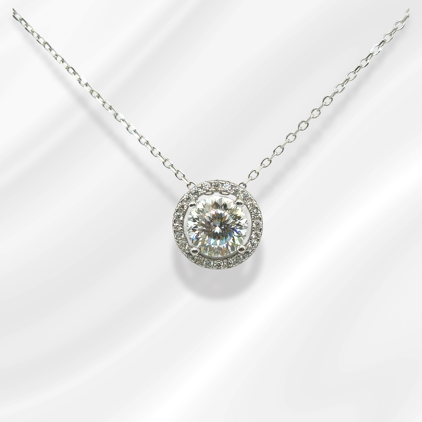 Classic Round Halo Necklace with 2ct Moissanite